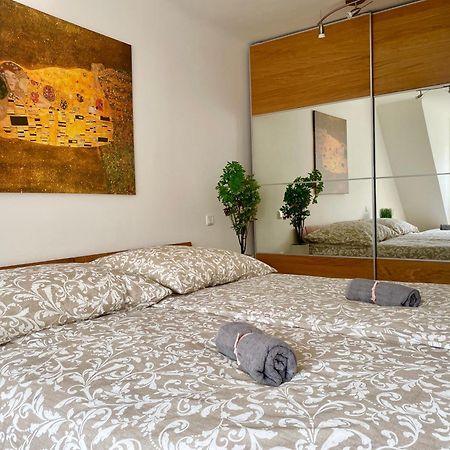 60 M2 Central Rooftop Apartment With Ac Вена Экстерьер фото